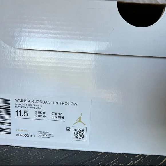 NIKE- Air jordan 11 Retro low
